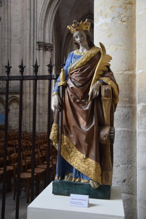 알렉산드리아의 성녀 가타리나2_photo by Chatsam_in the Cathedral of Saint-Pierre-et-Saint-Paul in Troyes_France.jpg